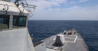 Для проведения операций по безопасности в Черное море направляется американский ракетный эсминец