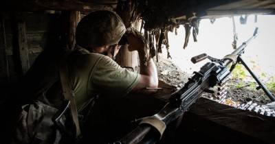 Война на Донбассе: российские боевики дважды обстреливали позиции ВСУ