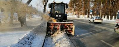 Мэрия Новосибирска назвала улицы, на которых очистят снег 21 марта