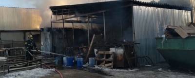 В Химках произошел пожар на стекольном заводе