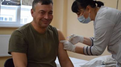 В Сухопутных войсках ВСУ начали вакцинировать военных