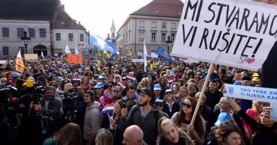 В Хорватии прошли акции протеста против ограничительных мер