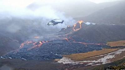 Новости на "России 24". На месте извержения вулкана в Исландии образовалась огромная трещина