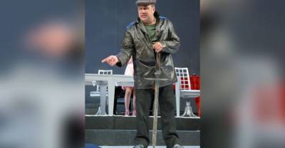 Актёра из сериала "Таксистка" Чернявского госпитализировали из театра в Москве