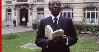Сборщик податей и президент Сенегала: поэты, которые не чурались прозаичных профессий