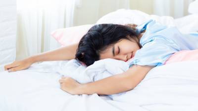 Сомнолог рассказала о смертельности опасности недосыпа и бессонницы