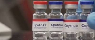 Шмыгаль объяснил отказ от российской вакцины «Спутник V»