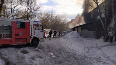 Три обгоревших тела нашли на места пожара в Новосибирской области