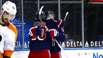 Два очка Бучневича помогли "Рейнджерс" победить "Вашингтон" в матче НХЛ