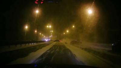 Массовая авария на КАД в Петербурге попала на видео