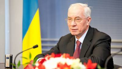 Экс-премьер Украины осудил санкции Киева против бывших политиков