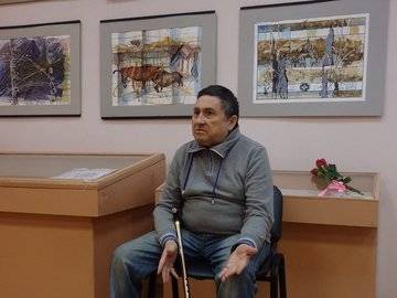 Акрил против ковида: художник из Стерлитамака ответил болезни циклом работ «Течение времени»