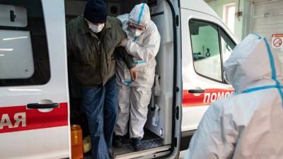 В России за сутки выявили 9299 случаев коронавируса