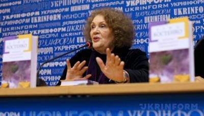 В Раде предлагают Лину Костенко выдвинуть на Нобелевскую премию