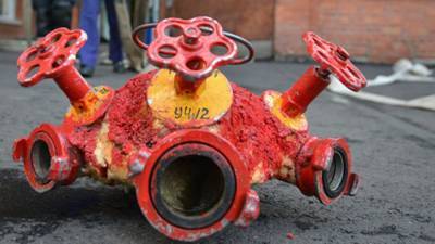 Спасатели Белгородской области тушат пожар в шахте рудника в поселке Яковлево