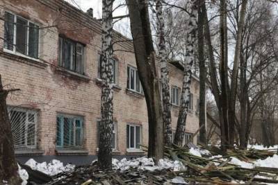 Смогут ли жители дома с рухнувшей крышей в Ижевске вернуться в свои квартиры?