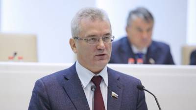 Губернатора Пензенской области подозревают в получении взятки в 31 млн — видео