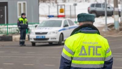 Два человека погибли в страшной аварии с КамАЗом в Приморье