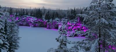 Сезон художественной подсветки закрыт в горном парке в Карелии