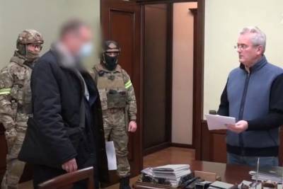 СК РФ показал кадры обыска и задержания губернатора Пензенской области