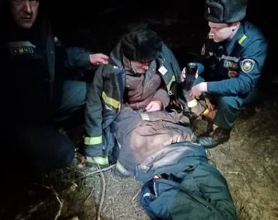 В Светлогорском районе спасатели отыскали в лесу заблудившегося 90-летнего дедушку