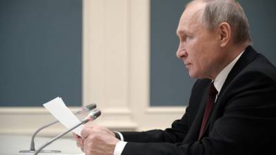 Президент РФ назвал возвращение Крыма показателем укрепления страны