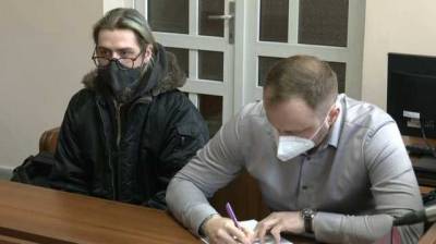 У Львові судять 21-річного юнака за футболку з комуністичною символікою