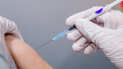 Второй человек в Дании умер после прививки вакциной AstraZeneca