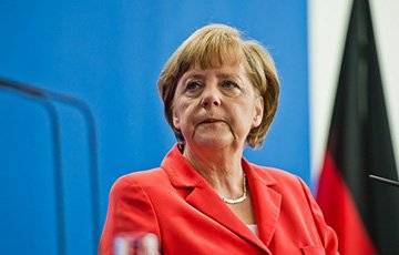 Меркель выступает за продление локдауна в Германии на апрель
