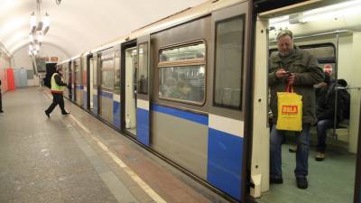 ЧП в московском метро: пассажир погиб, движение восстановлено