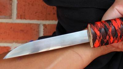 Молодой человек всадил нож в сердце 16-летнему подростку в Колпино