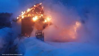 Вологодчина в огне: деревянные дома продолжают гореть дотла, как спички