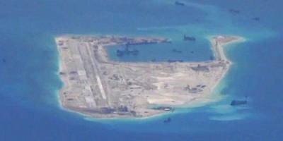 Более 200 китайских судов вторглись на спорный участок Южно-Китайского моря — Филиппины