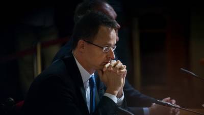 Глава МИД Венгрии озвучил позицию властей по вакцине «Спутник V»