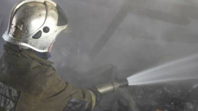 Двое мужчин погибли в горящем деревянном доме в Прикамье