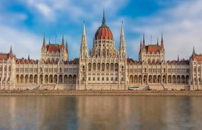 Правительство Венгрии заявило о давлении со стороны Запада из-за использования вакцин «Спутник V» и Sinopharm