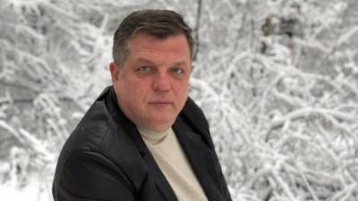Экс-депутат Рады рассказал о «шайке дегенератов» во главе Украины