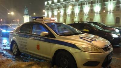 Подозреваемый в угоне житель Волхова оскорбил сотрудников ДПС
