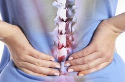 Медики: Боль в спине может быть симптомом рака печени