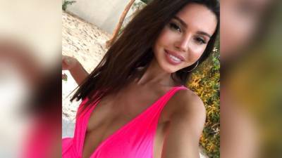 Пластический хирург объяснил, что Оксана Самойлова сделала со своей грудью за 600 тысяч