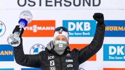 Норвежец Йоханнес Бё в третий раз победил в Кубке мира по биатлону