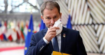 Менявший Закарпатье на Спутник V премьер Словакии готов уйти в отставку из-за политического кризиса