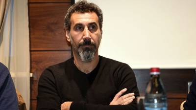 Вокалист System of a Down Серж Танкян выпустил сольный мини-альбом