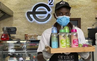 Власти Дубая запретили кофейням разливать напитки в детские бутылочки