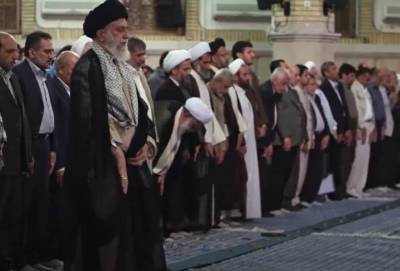 Аятолла Хаменеи: Иран вернётся к ядерной сделке только после отмены всех американских санкций