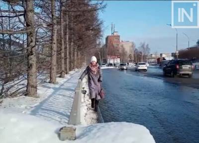 В Екатеринбурге в двух районах затопило дороги из-за порыва труб