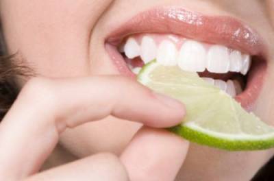 Медики объяснили, почему кислый привкус во рту может быть опасен