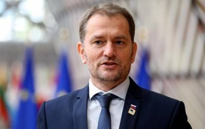 В Словакии премьер согласился уйти в отставку из-за скандала со Спутником V