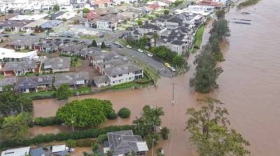В Австралии из-за наводнения эвакуировали тысячи человек