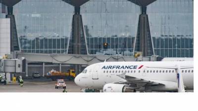 Авиакомпания Air France возобновила рейсы из Петербурга в Париж